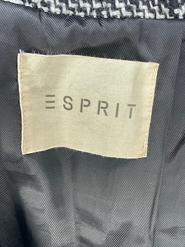 36 Beden çeşitli Renk Esprit Kaban %70 İndirimli.