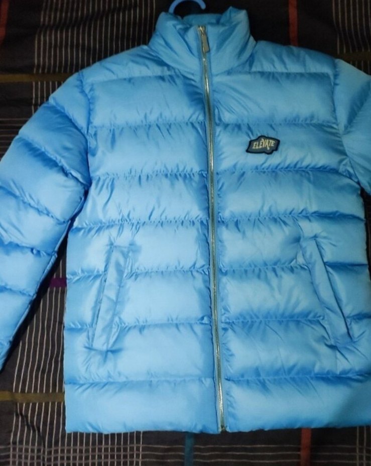 Mavi Parlak Şişme Kadın Kış Montu - Görsel 3