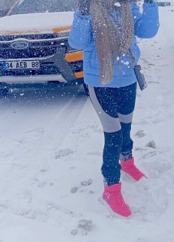 40 Beden pembe Renk KAR BOTU