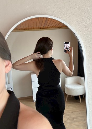 Siyah V Yaka Düğmeli Midi Triko Elbise - Görsel 2