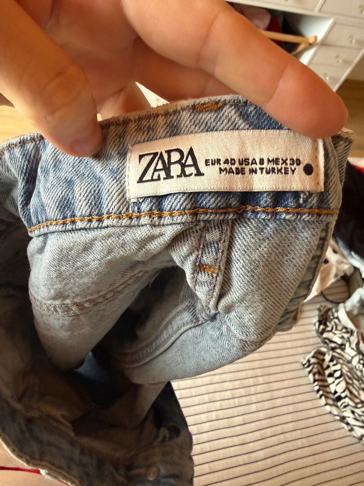 Siyah Rahat Kesim Mini Kot Şort - Görsel 4