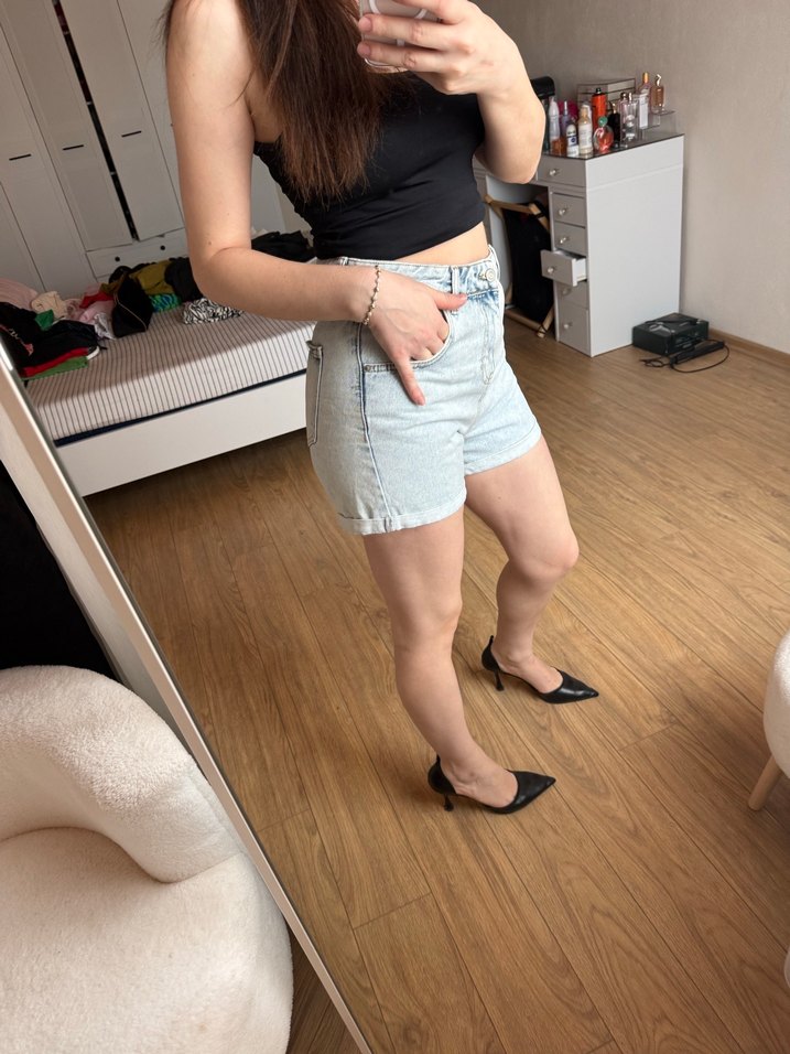 Gri Batik Desenli Salaş Midi Kot Şort - Görsel 3