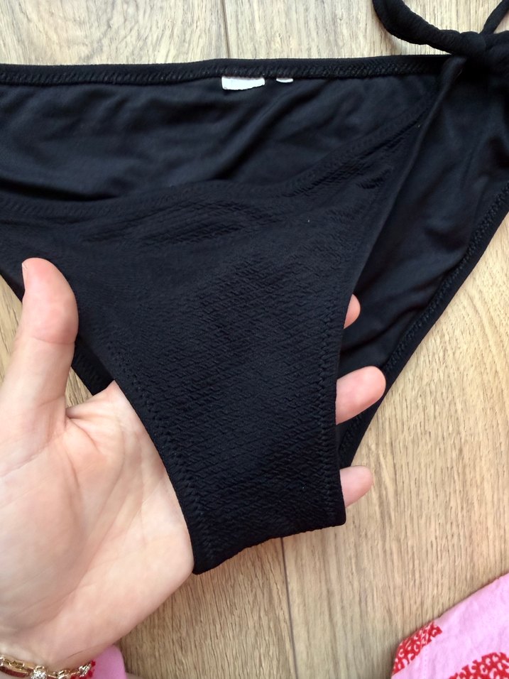 Siyah Strappy Bikini Takımı - Görsel 3