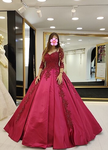 Nisan elbisesi