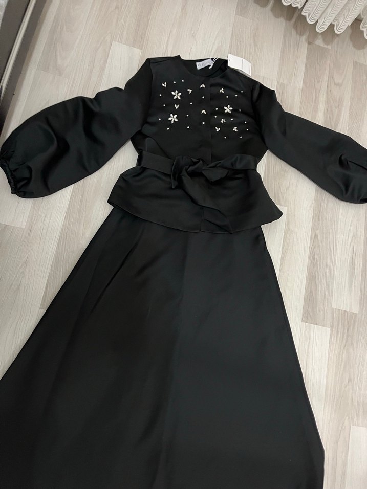 Siyah Nakışlı Uzun Kollu Kadın Elbise - Görsel 2