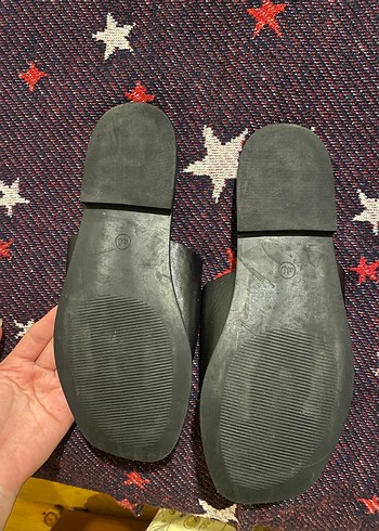 Bambi Kemer Detaylı Siyah Kadın Terlik