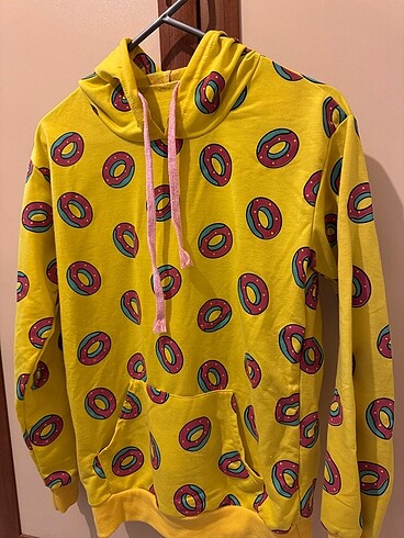Donut baskılı sarı sweatshirt