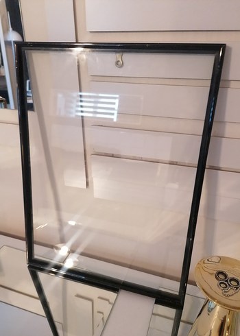 Ikea Parlak Siyah Cam Çerçeve
