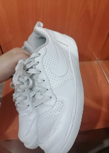 Nike Nike Beyaz Bağcıklı Kadın Spor Ayakkabı