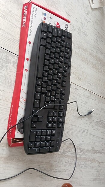 Evetest F klavye