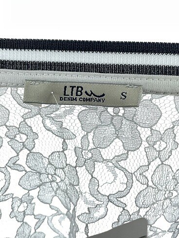 s Beden beyaz Renk LTB Bluz %70 İndirimli.