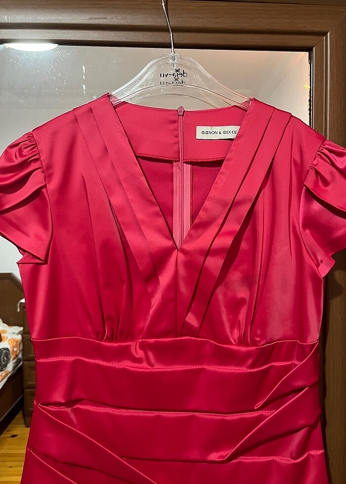 Saten kısa abiye elbise - Görsel 2