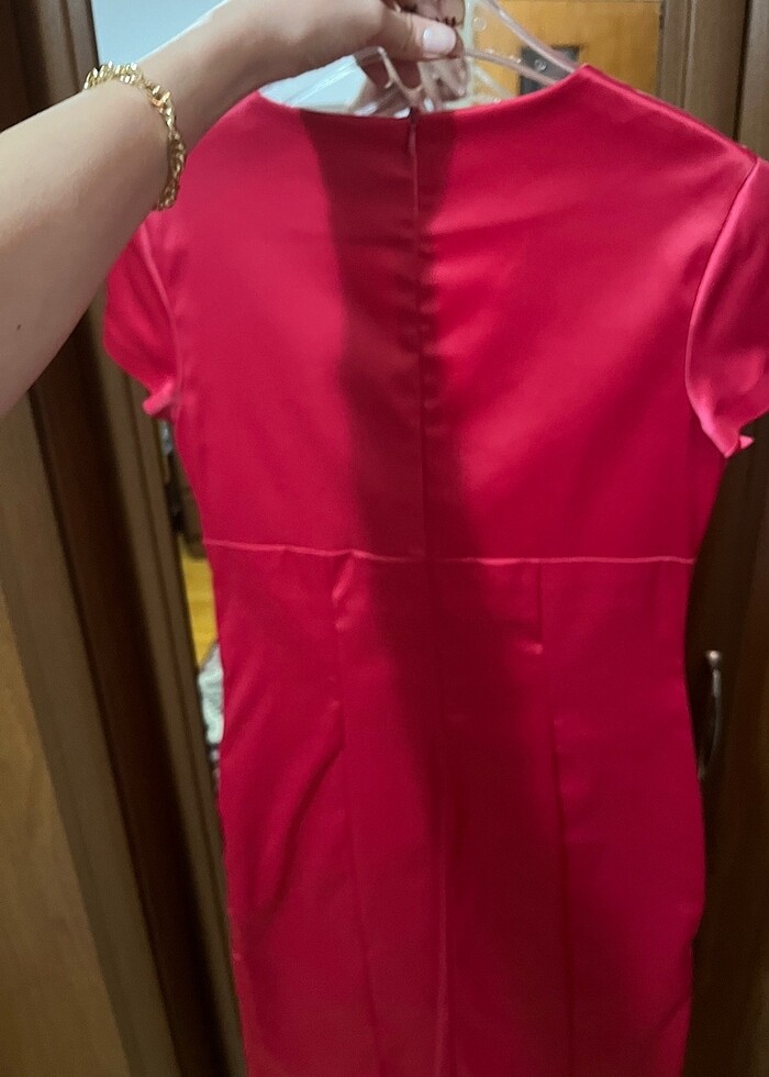 Saten kısa abiye elbise - Görsel 5