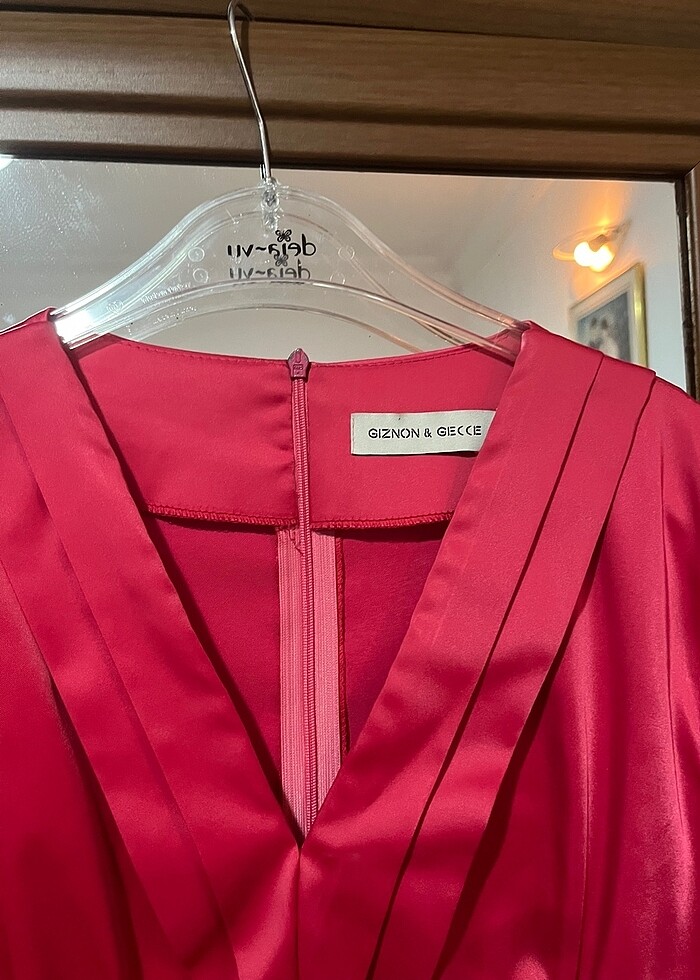 Saten kısa abiye elbise - Görsel 3