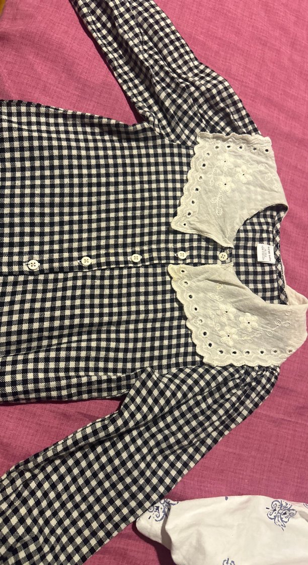 Nakışlı Yakalı Kız Çocuk Bluzu - Görsel 3