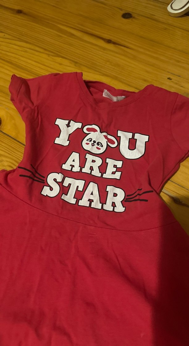 Kırmızı elbise - Görsel 2