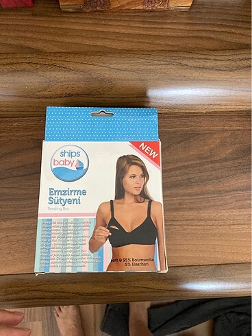 Emzirme sütyeni kutuda hiç kullanılmadı yeni