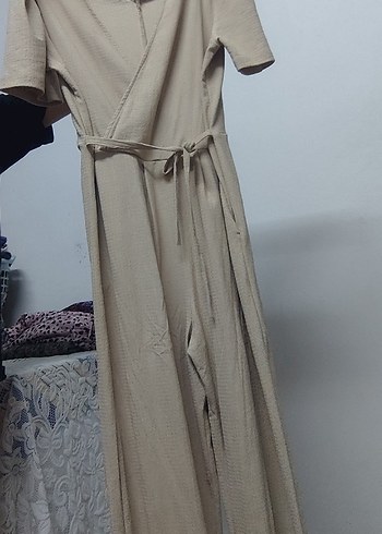 Bej V Yakalı tulum