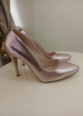 Pembe Parlak Deri Stiletto Topuklu Kadın Ayakkabı