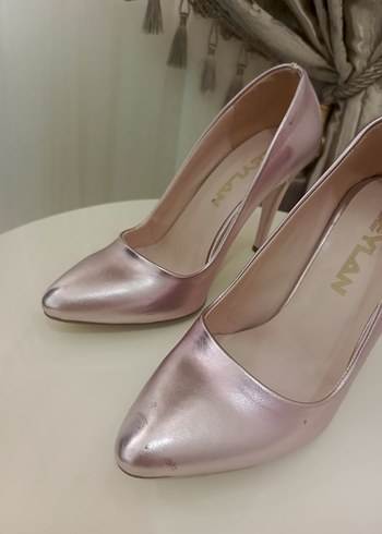 Ceylan Pembe Parlak Deri Stiletto Topuklu Kadın Ayakkabı