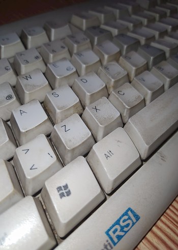 A4 Tech Marka Eski Arızalı Klavye - Görsel 5