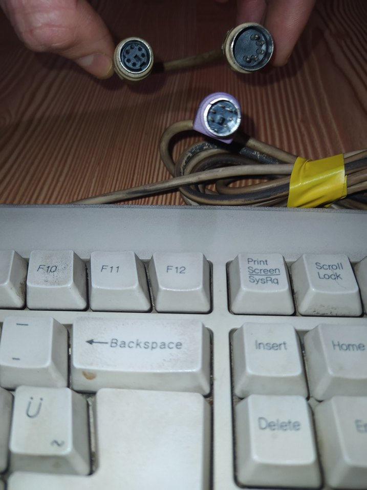 A4 Tech Marka Eski Arızalı Klavye - Görsel 4