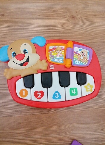 Fisher Price eğlenceli piyano 