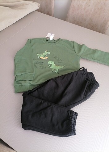 5/6 yaş lcw sweatshirt ve eşofman altı