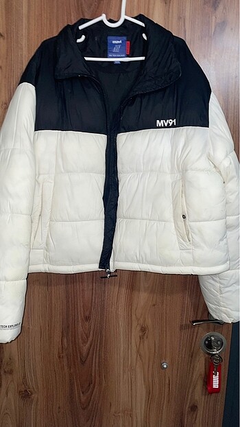 MAVİ ŞİŞME MONT