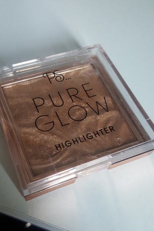 PS Pure Glow Highlighter