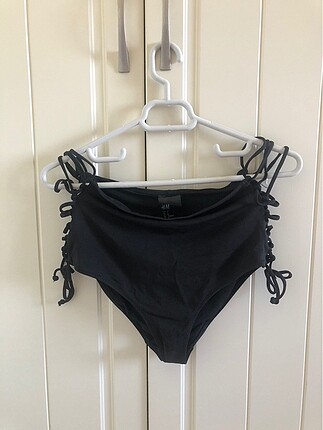 H&M bikini altı