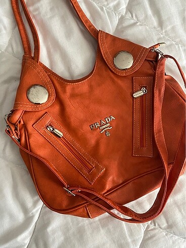 Vintage Prada kol çantası