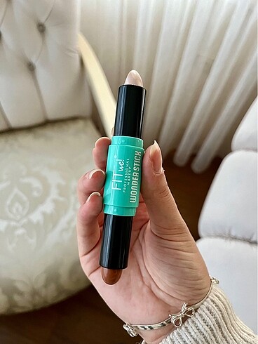 Fit Me Bronzer Aydınlatıcı 2?lisi