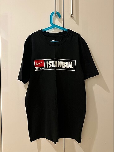 Nike Tişört