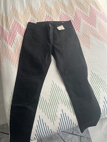 32 Beden siyah Renk Kot pantolon
