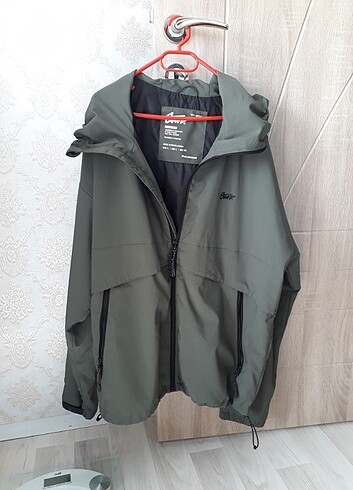  Pul& bear marka Erkek Yagmurluk