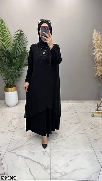 40 Beden siyah Renk Beyza taşlı elbise