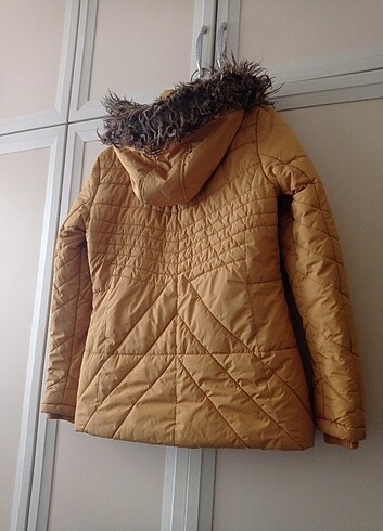 LC Waikiki Mont kaban 