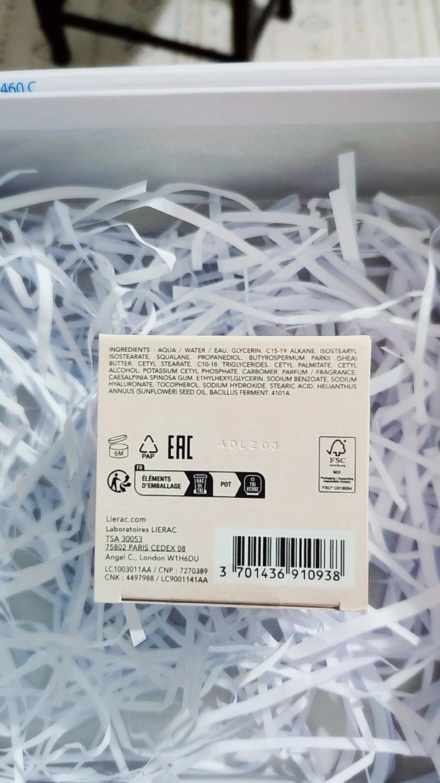 Lierac Hydragenist Canlandırıcı Nemlendirici Krem 50 ml - Görsel 4