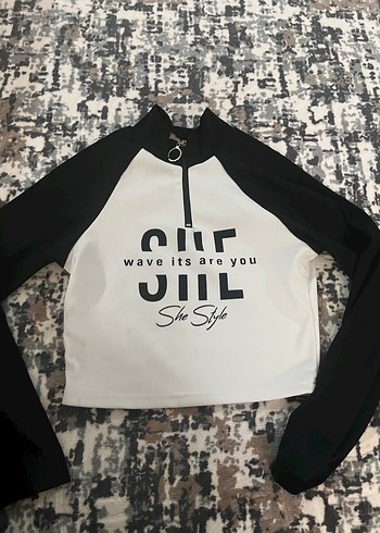 Yarım Fermuarlı Siyah-Beyaz Mini Sweatshirt - Görsel 2