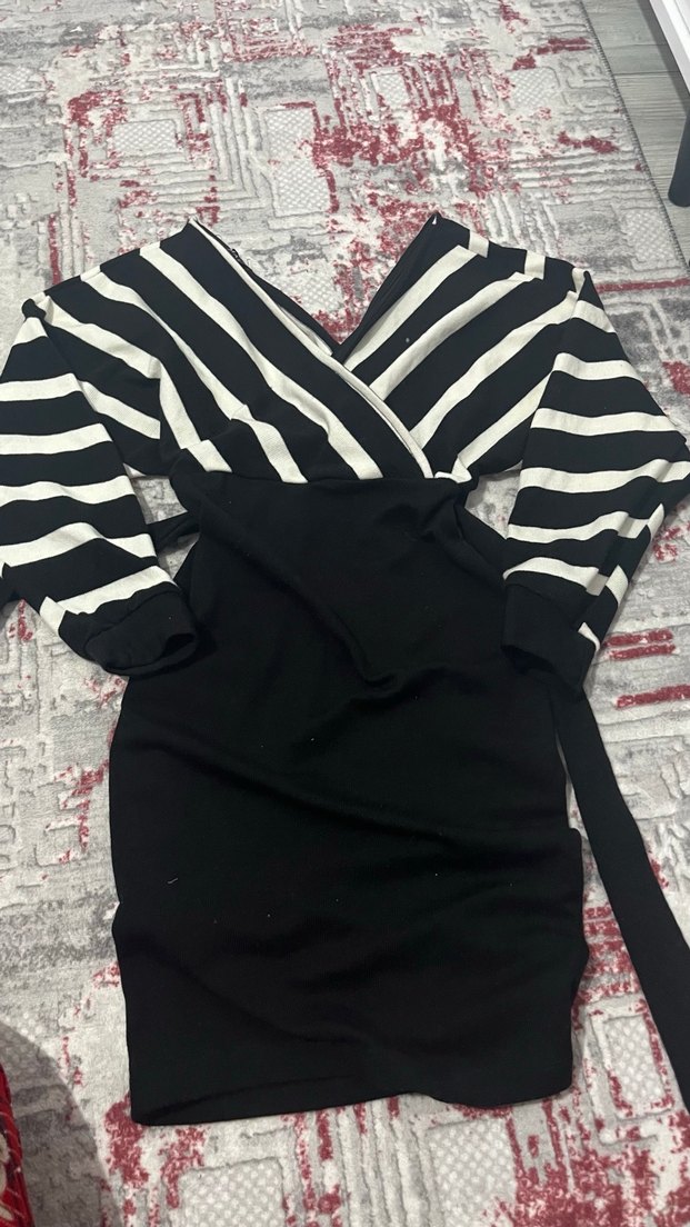 Zebra Desenli V Yaka Uzun Kollu Elbise - Görsel 3