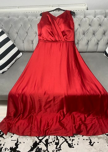 Kırmızı Drapeli Uzun Abiye Elbise - Görsel 2