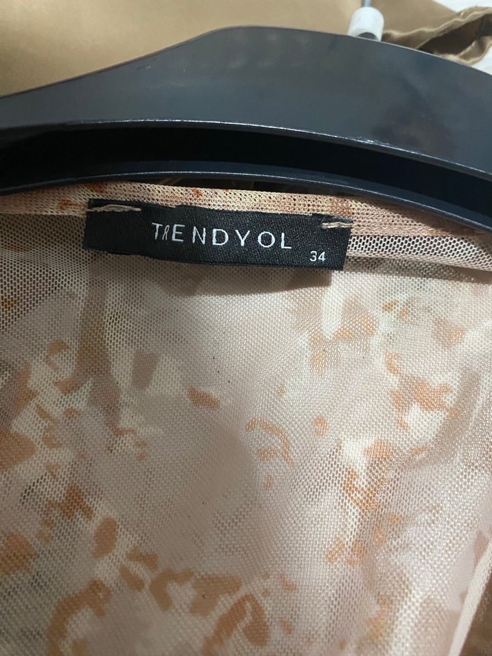 Pembe V Yaka Drapeli Midi Elbise - Görsel 4