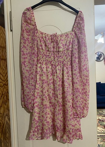 Pembe V Yaka Dantel Detaylı Midi Elbise - Görsel 2