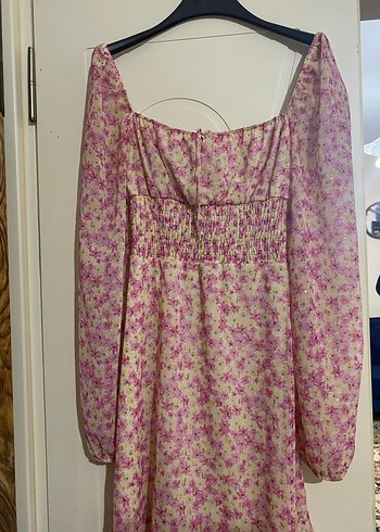 Pembe V Yaka Dantel Detaylı Midi Elbise - Görsel 3