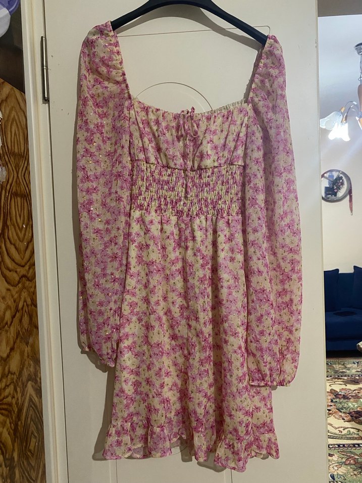 Pembe V Yaka Dantel Detaylı Midi Elbise - Görsel 2