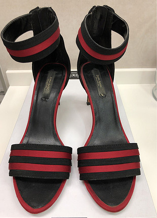 36 Beden siyah Renk Zara Kırmızı&Siyah; Topuklu Ayakkabı