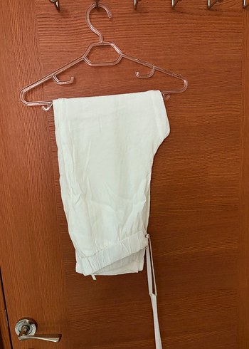 Beyaz Keten Midi Kadın Pantolon