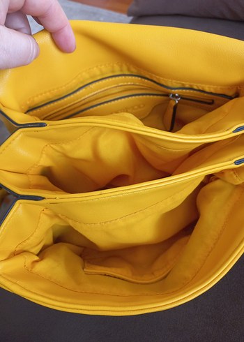 Sarı Zincir Detaylı Kadın Çanta - Görsel 11