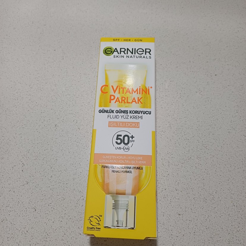 Garnier Skin Naturals Vitamin Daily UV SPF 50+ - Görsel 3